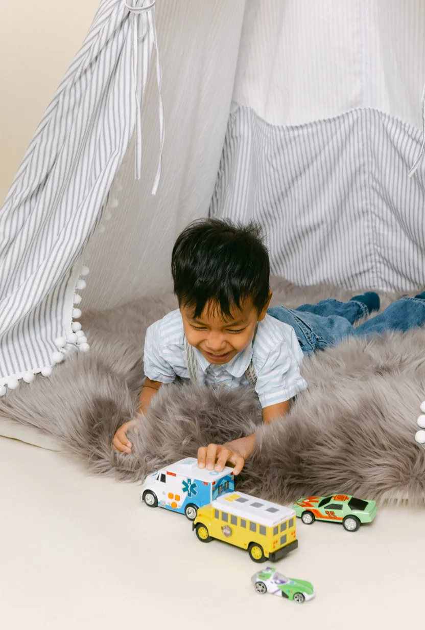E & E Teepee: Grey Luxury Shag Mattress