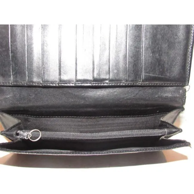 Gucci Black Leather With Chrome Jackie O Style Push Button Closure Checkbook Size Wallet