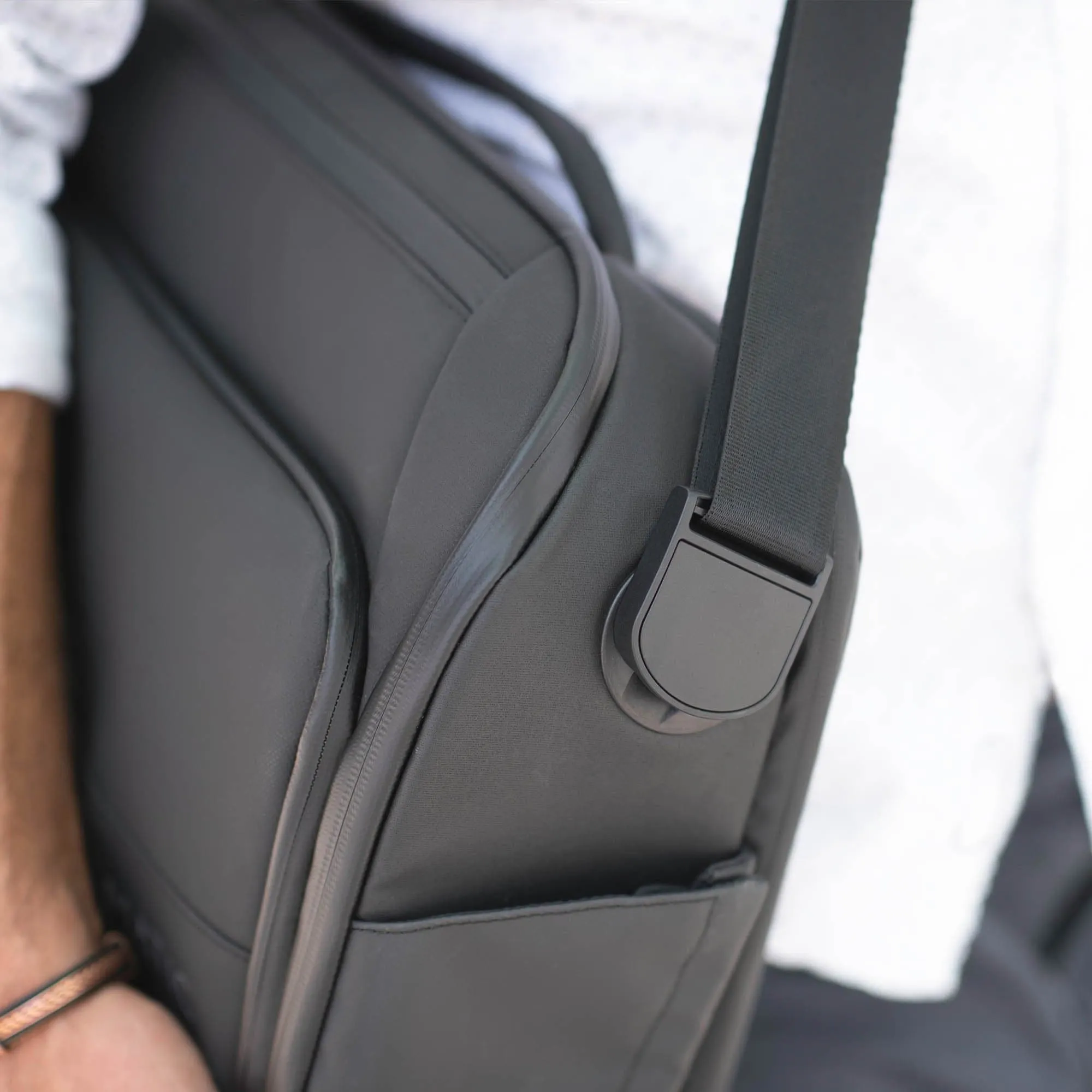 Messenger Bag - Lost and Found