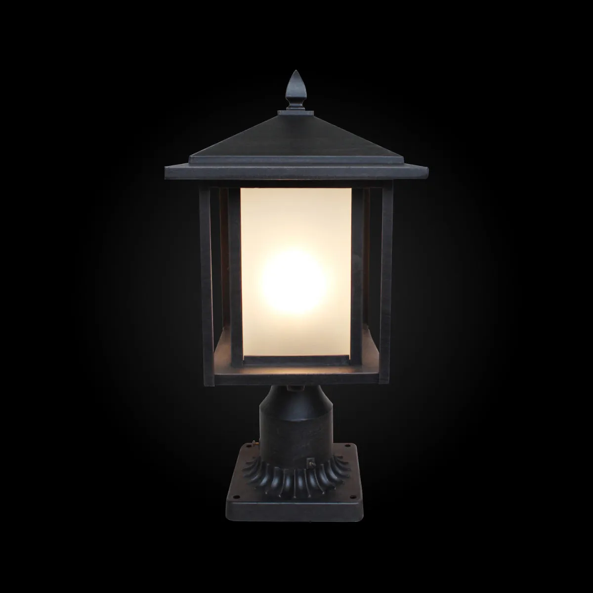 Modern Pillar Light
