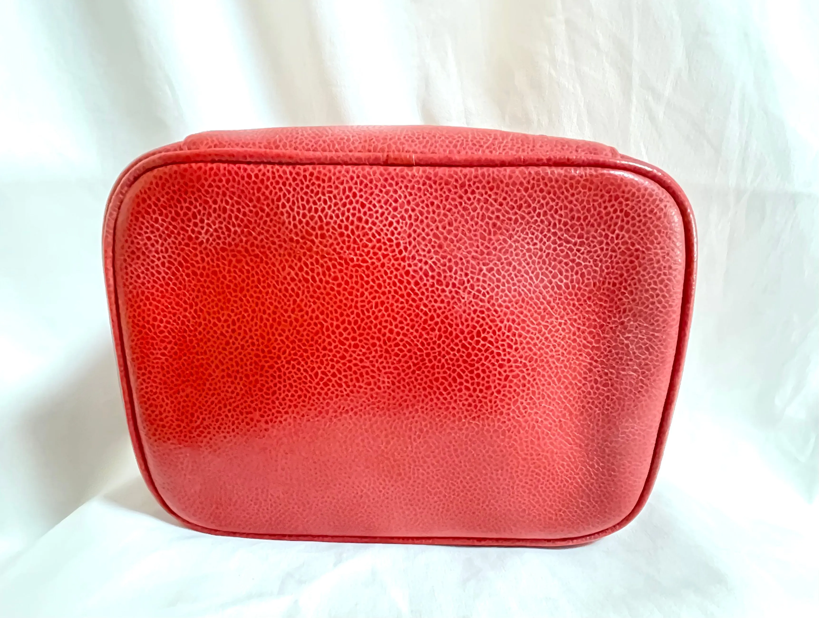 Vintage CHANEL lipstick red caviar leather cosmetic and toiletry pouch, makeup case bag. Very chic vanity purse. Must have. 0411112