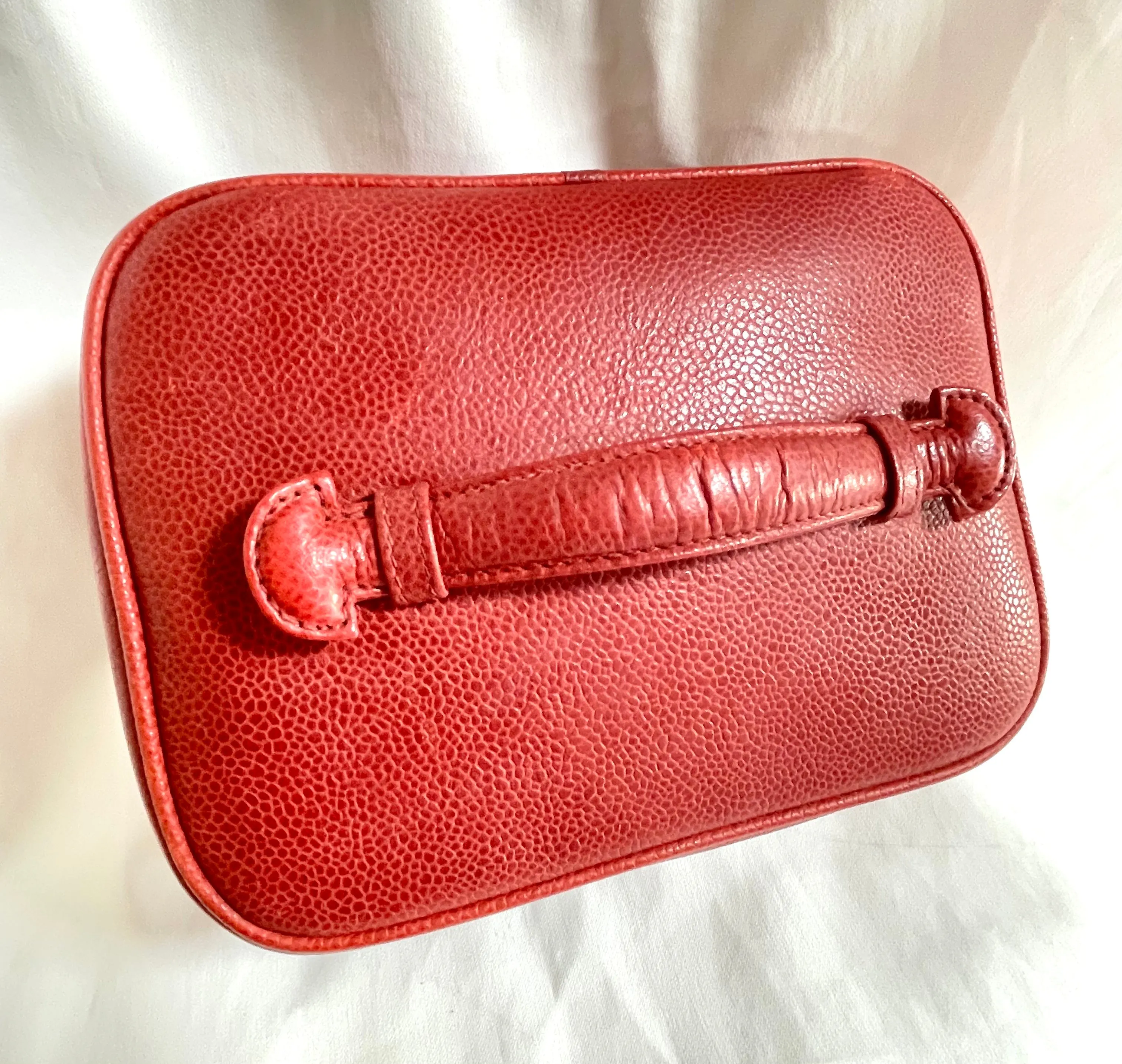 Vintage CHANEL lipstick red caviar leather cosmetic and toiletry pouch, makeup case bag. Very chic vanity purse. Must have. 0411112